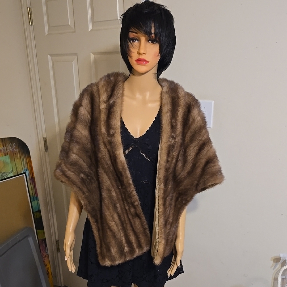 VINTAGE Emba Lutetia Mink Stole